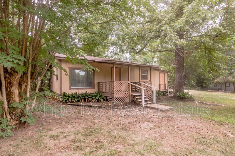 207 James St, Onalaska, TX 77360 House Rental in Onalaska, TX