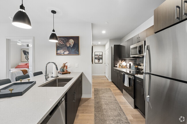 D7 4BR, 4BA - 1,277-1,287SF - Kitchen - Current on Center