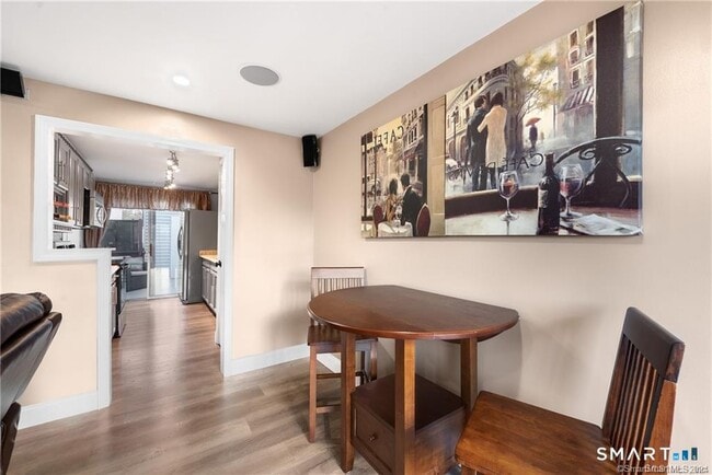 Foto del edificio - 34 Cinnamon Spring