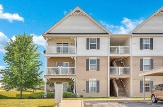 Building Photo - 11201 Spring Creek Ln