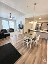 Building Photo - 841 Coulsen Dr