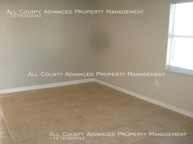 Foto del edificio - 2045 Alpine Rd