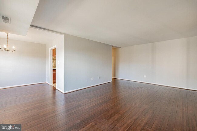 Foto del edificio - 3827 St Barnabas Rd