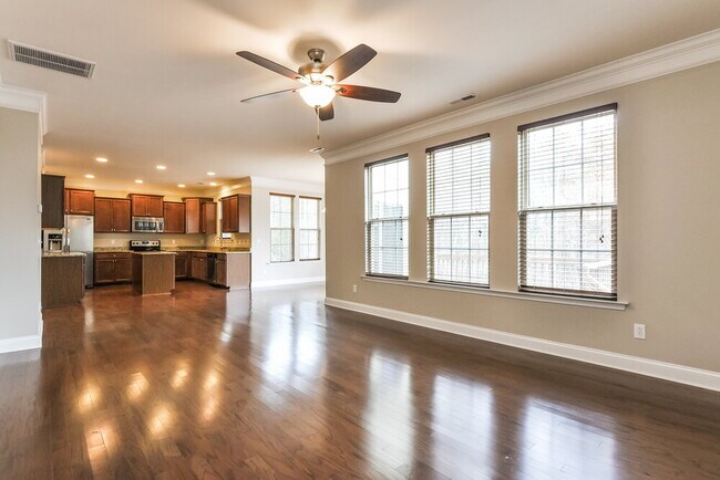 Foto del edificio - 180 Davelyn Ct