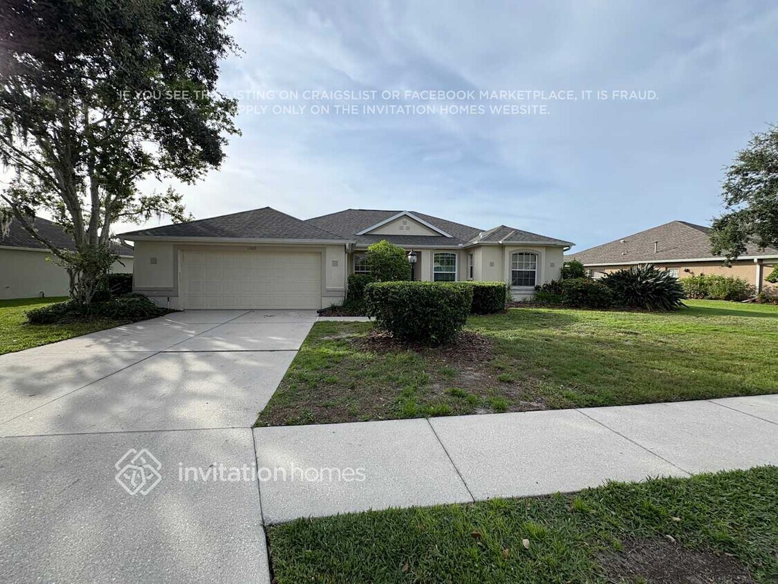 Foto principal - 11909 Clubhouse Dr