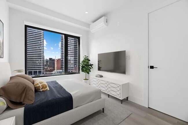 Foto del edificio - 215 East 124th Street