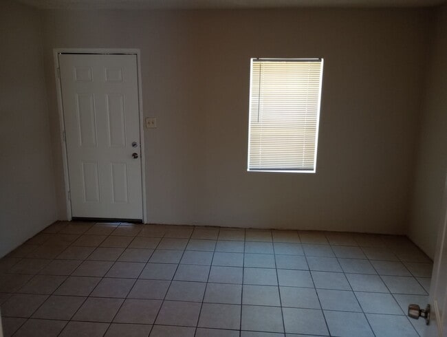 Photo - 2118 Jemison Ave Apartment