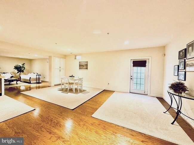 Building Photo - 13805 Leaman Farm Rd