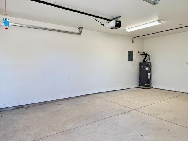 Foto del edificio - 15751 Shiloh Rd