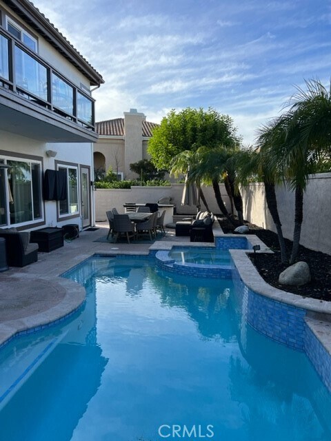 Foto del edificio - 27041 S Ridge Dr