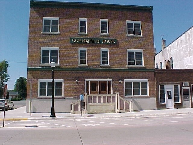 Primary Photo - 146 S Broadway Ave