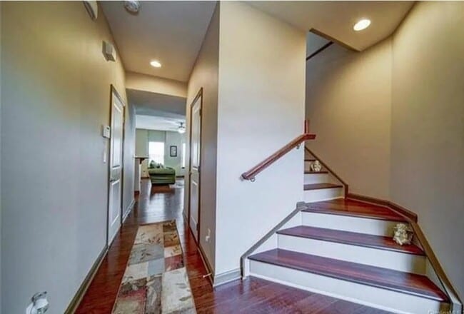 Building Photo - 7541 Red Mulberry Way