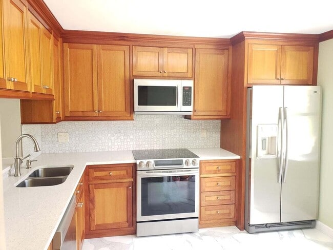 Building Photo - 6407 Boca Cir