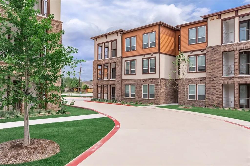 Foto principal - 540 Richcrest Dr
