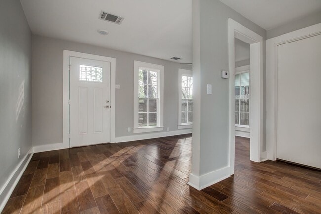 Building Photo - 4500 Avenue H