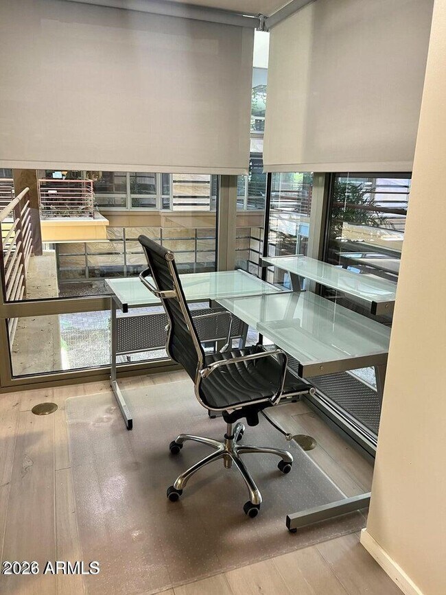 Foto del edificio - 7157 E Rancho Vista Dr