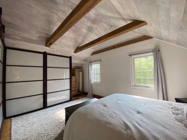 Building Photo - YOUR FULLY FURNISHED HOME IN THE HEART OF ...