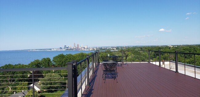 Foto del edificio - 11720 Edgewater Dr