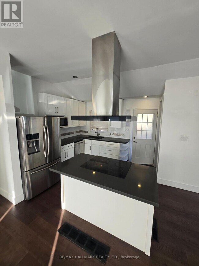 Photo du bâtiment - 18 Deerfield Rd