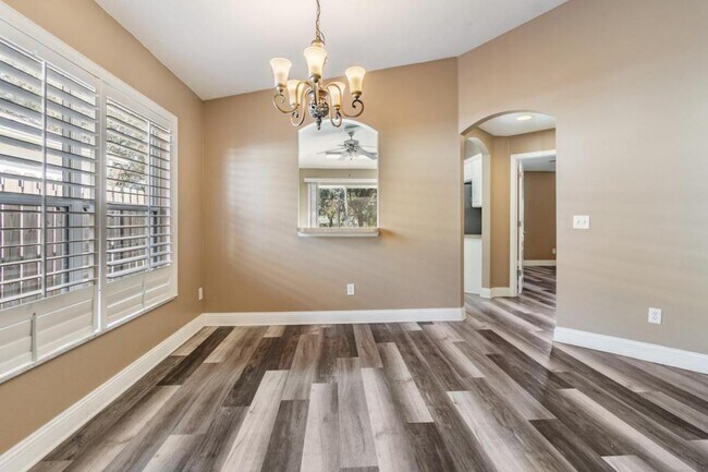 Building Photo - 10050 Landport Way