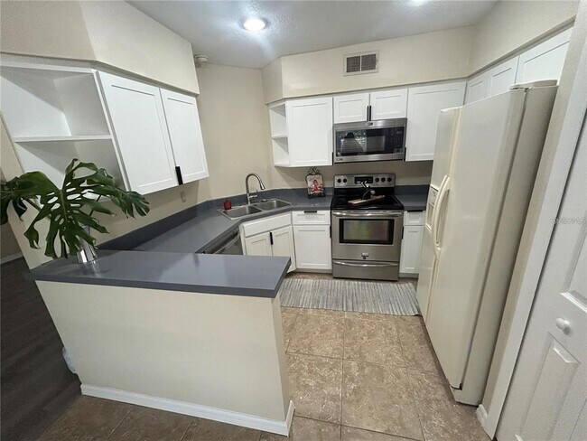 Building Photo - 4540 Oak Arbor Cir