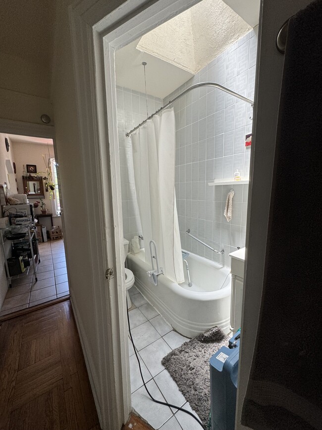 Bathroom - 1131 86th St