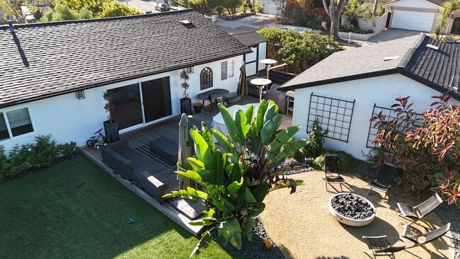 Building Photo - 65 Placer Dr