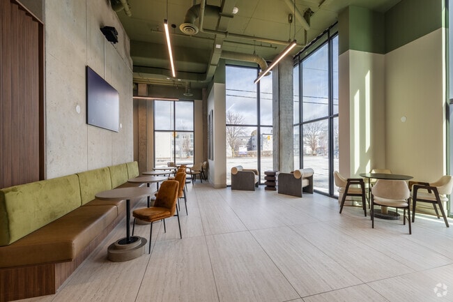 Lounge - Gemini Tower
