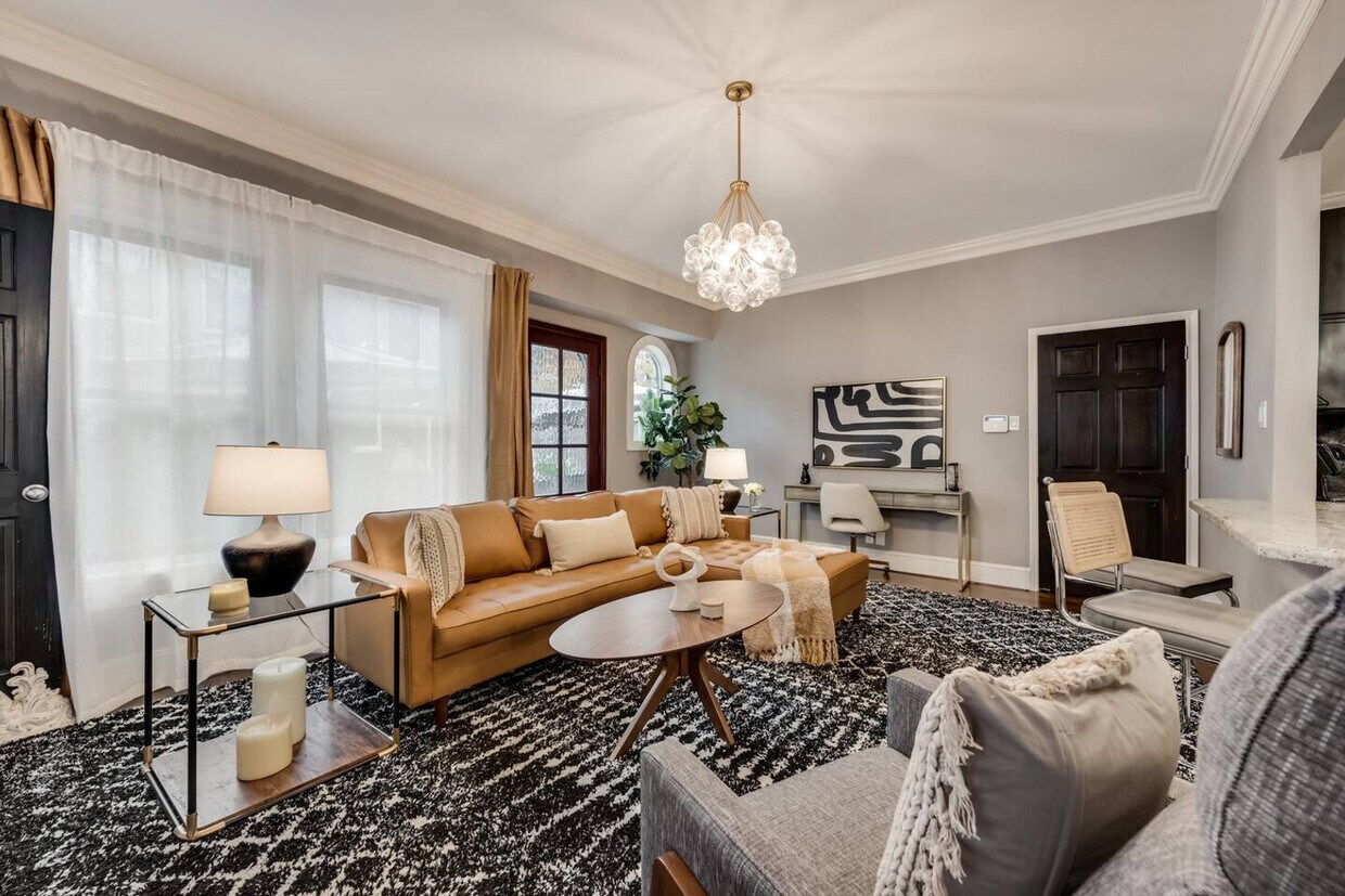 Photo - 4417 Swiss Ave (Dallas, TX)