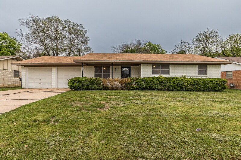 2724 Denise Dr, Waco, TX 76706 House for Rent in Waco, TX