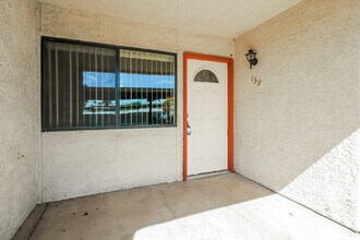 Building Photo - 455 W Kelso St