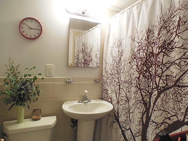 Building Photo - 10 Smith Ave