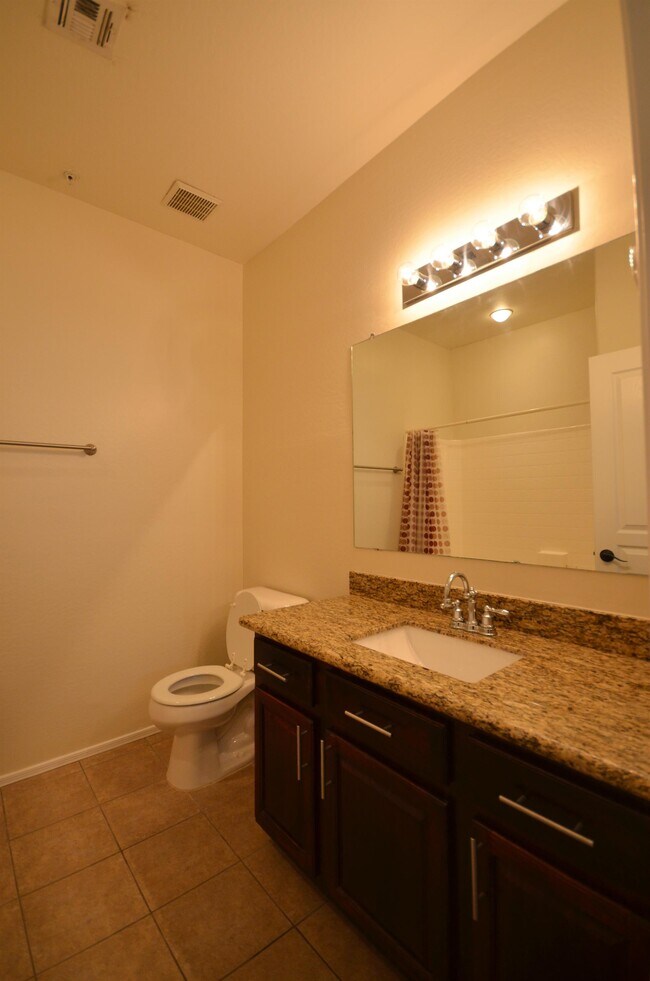 Foto del edificio - 1225 N 36th St