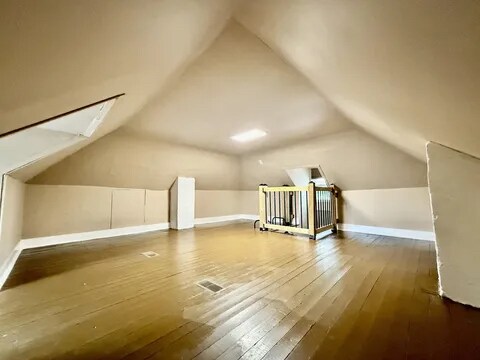 Building Photo - 1518 Tazewell Ave SE