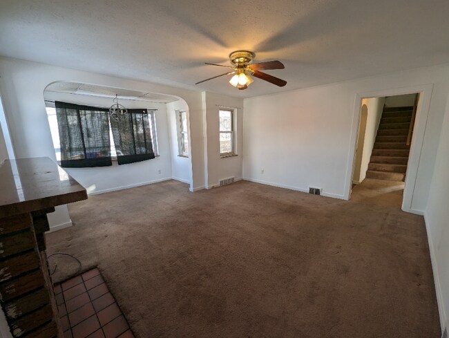 Building Photo - 1456 State Ave