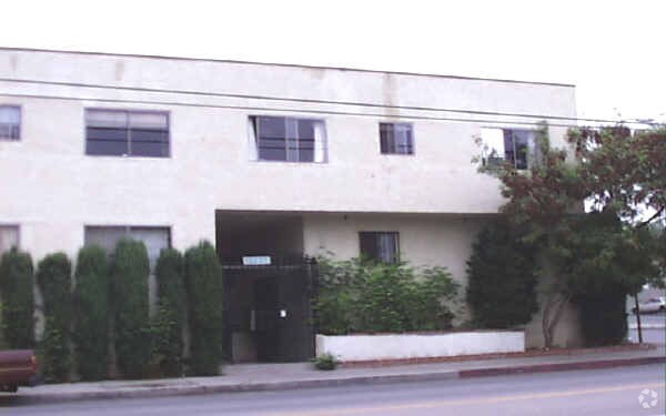 Primary Photo - 13233 Maclay St