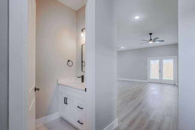 Building Photo - 2618 Piemonte Ave