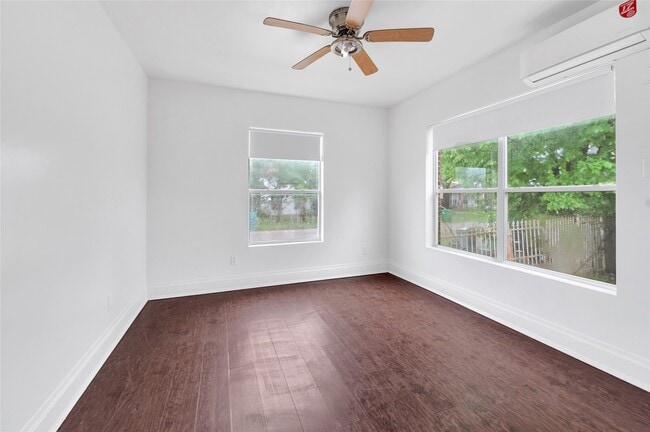 Building Photo - 2506 Keene St