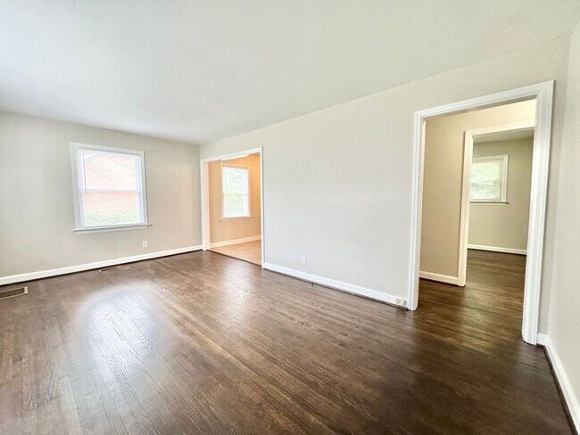 Foto del edificio - 3 Bedroom home near Guilford College