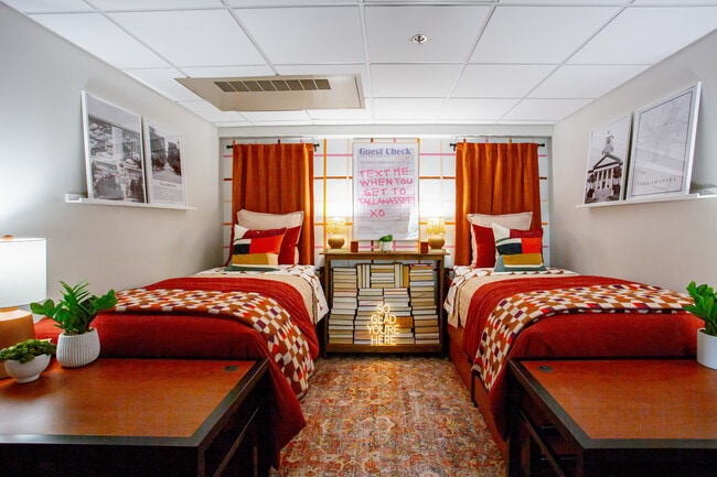 Double Dorm Room - Southgate Campus Centre Apartments