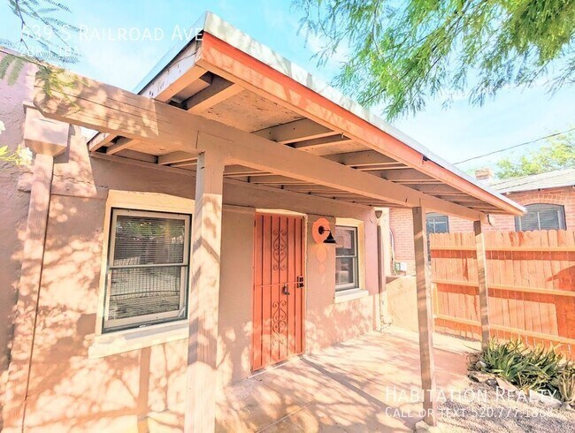 Foto del edificio - 639 S Railroad Ave