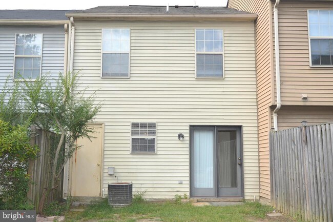 Foto del edificio - 4 Chinaberry Ln