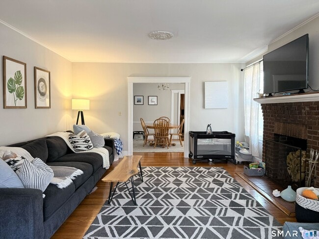 Building Photo - 804 Edgewood Ave