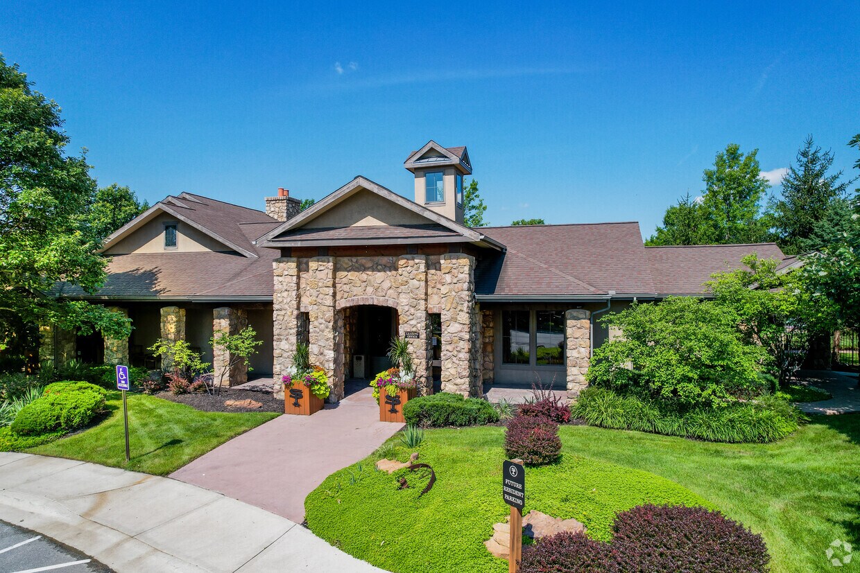 Stonepost Ranch Apartment Homes 12801 W 136th St Overland Park, KS