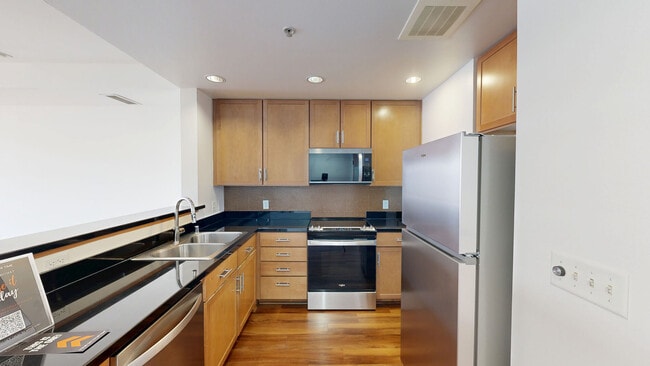 Interior Photo - Edgewater
