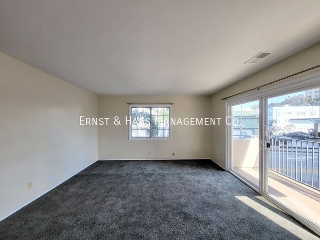 Foto del edificio - 21 Alamitos Ave