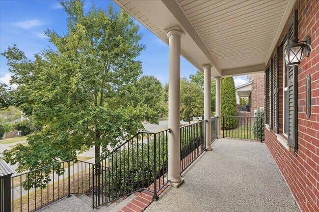Foto del edificio - 1414 Chantilly Ln
