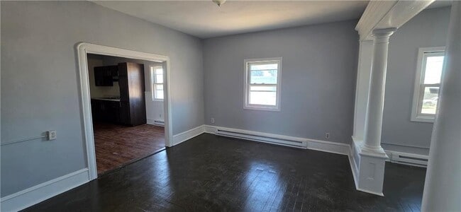 Building Photo - 62 Main Rd