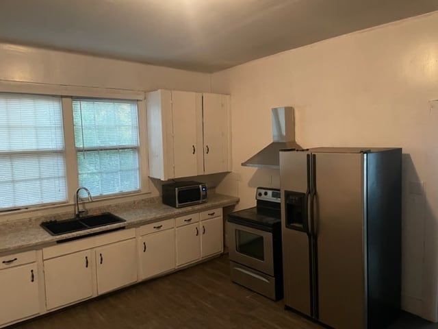 Foto del edificio - 136 S Main St