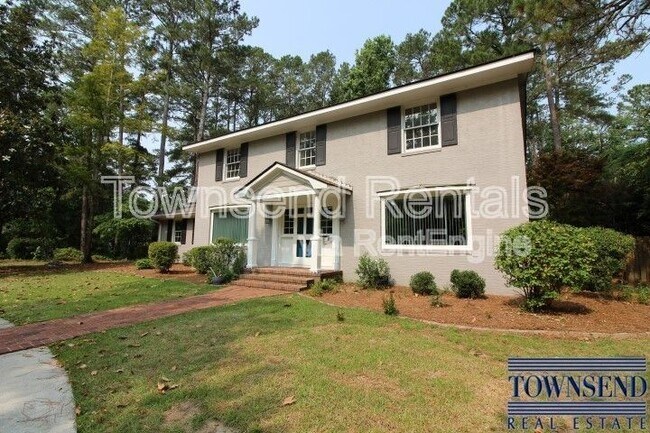 Foto del edificio - 319 Summertime Rd
